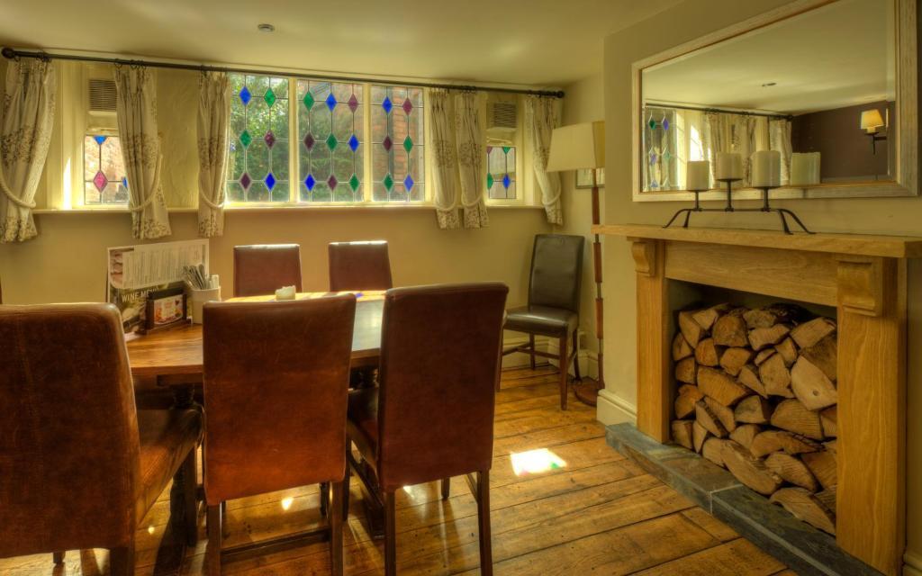 Hotel Dog & Partridge By Chef & Brewer Collection Tutbury Exterior foto